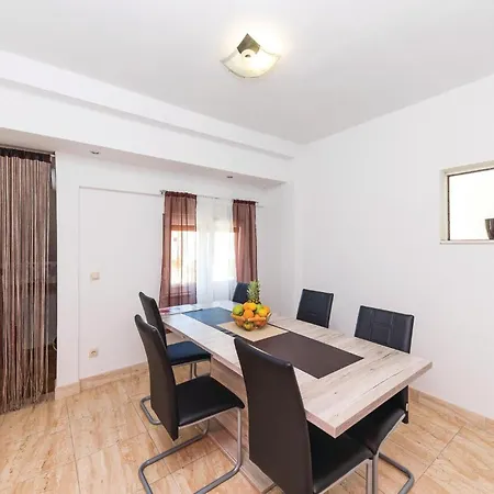 Casa vacanze Gorgeous In Kastel Stari Kaštela