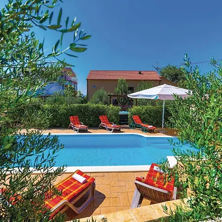 Gorgeous In Kastel Stari With Jacuzzi Holiday home *